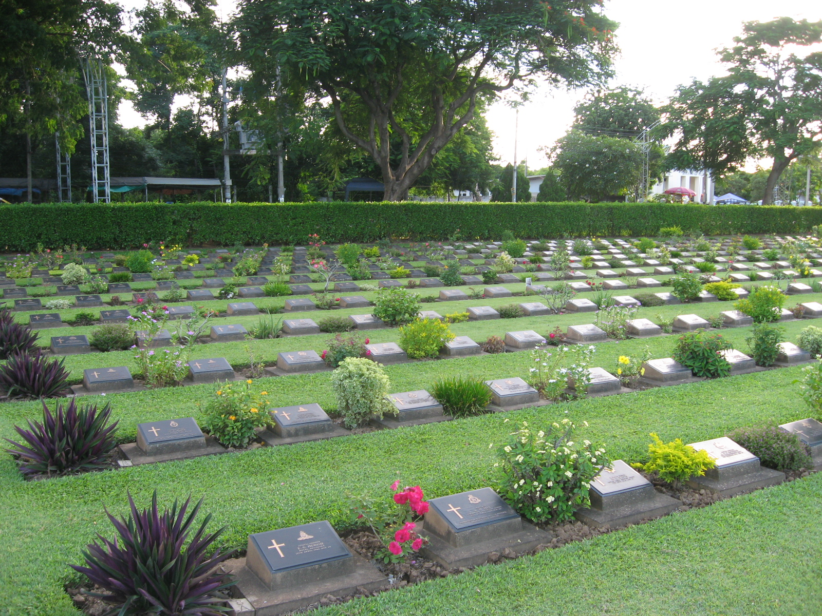 Kanchanaburi, vojno groblje